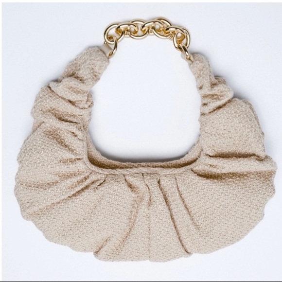 New with tags! Zara tweed oval bag with chain - Picture 2 of 3